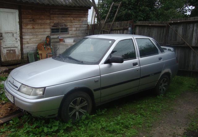 Lada 2110 2004