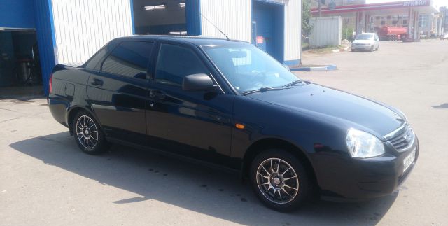 Lada Priora 2012 