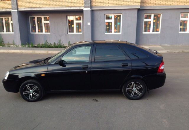 Lada Priora 2012 