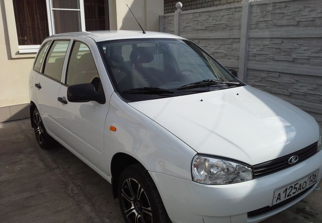 Lada Kalina 2013 