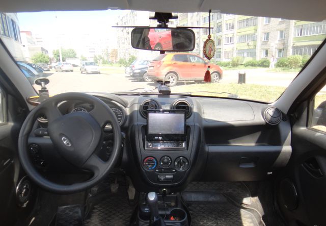 Lada Granta 2012 
