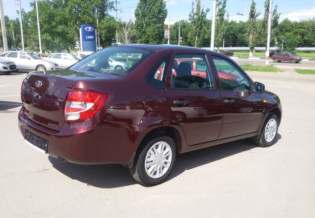 Lada Granta 2013 