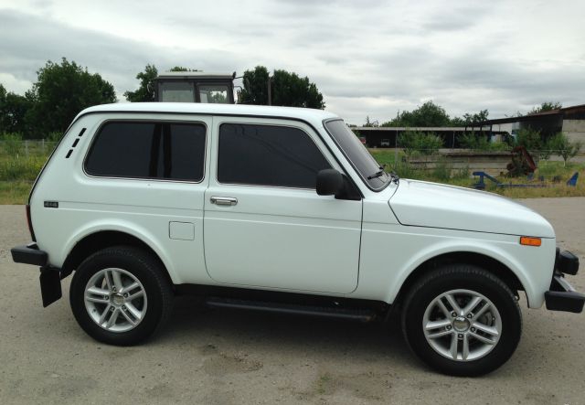 Lada 4x4 (Нива) 2010 