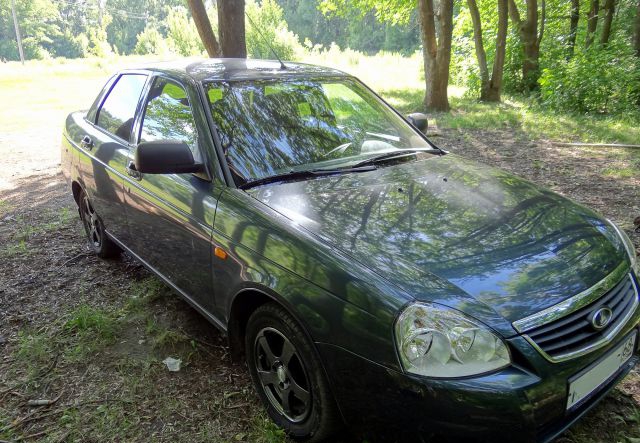 Lada Priora 2012 