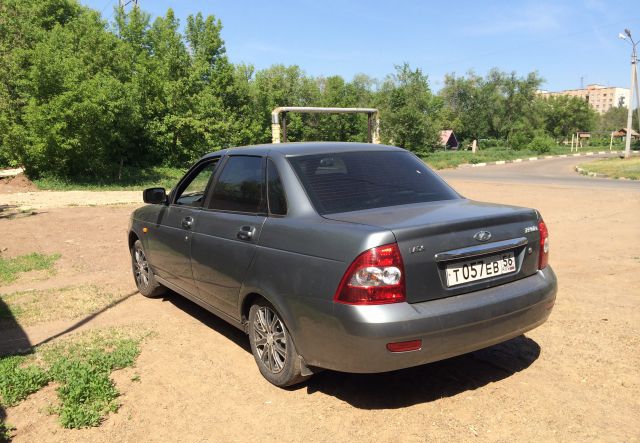 Lada Priora 2012 
