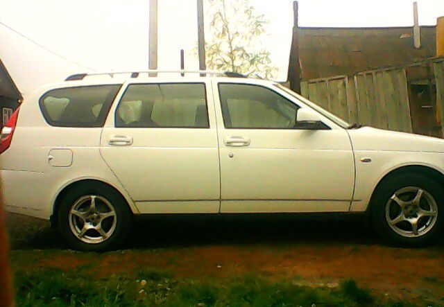 Lada Priora 2012 
